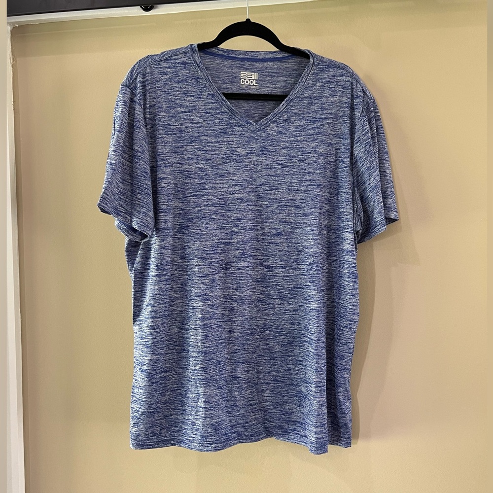 32 Degrees Cooling XL Men’s Shirt - Lightly Worn